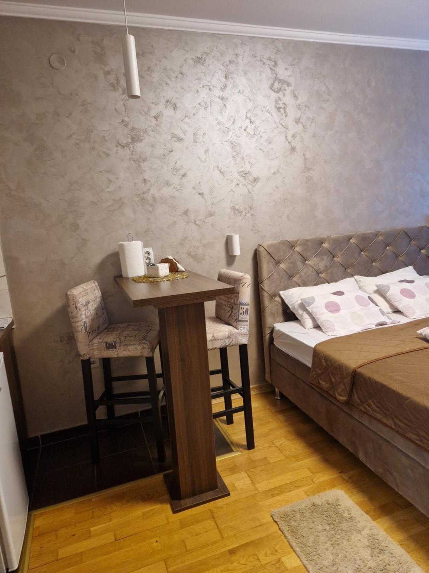 Apartman Studio Diamond 苏博蒂察 外观 照片