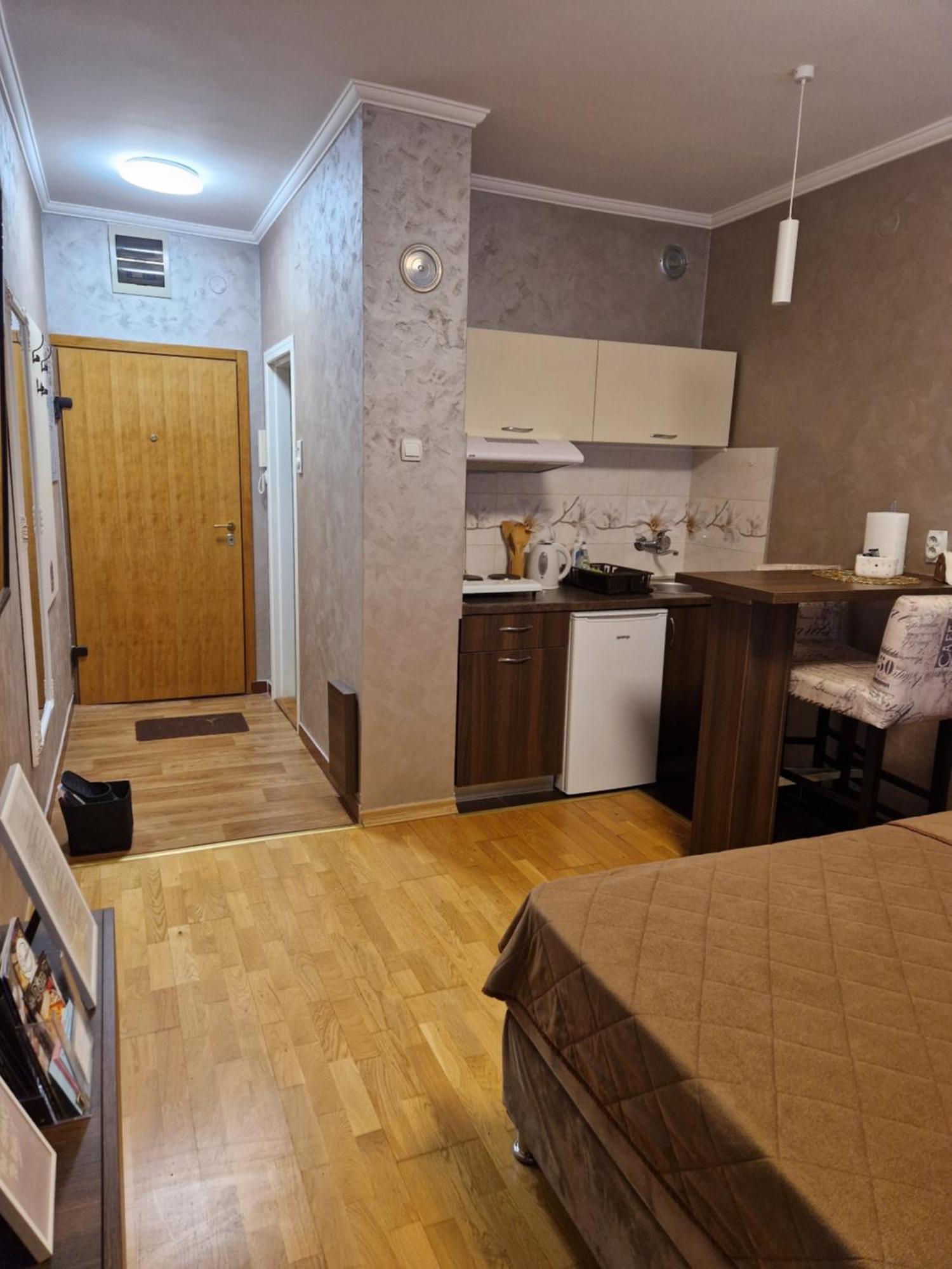 Apartman Studio Diamond 苏博蒂察 外观 照片